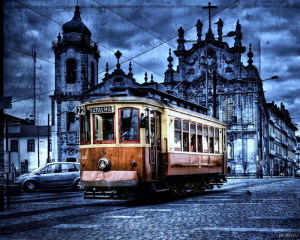 1379008915_1379325599